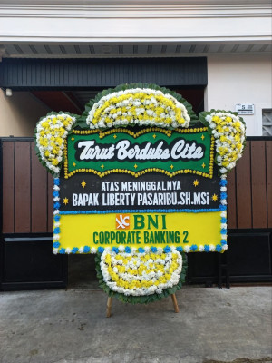 Papan Bunga Duka di Gunungsulah