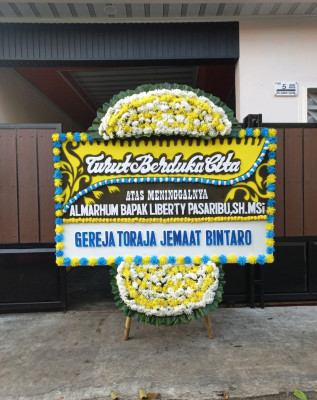 Papan Bunga Duka di Gunungsulah